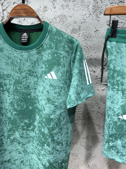 Adidas Desen Yeşil T-shirt & Şort Takımı